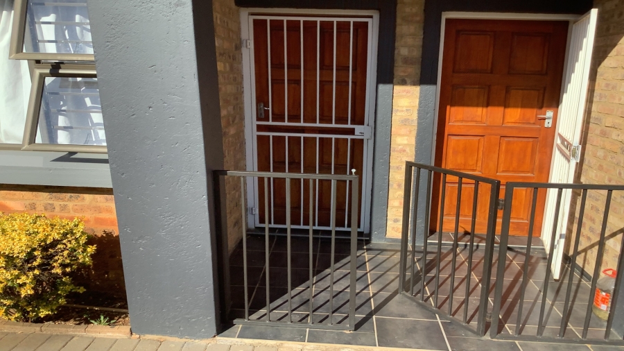 3 Bedroom Property for Sale in Bult South North West